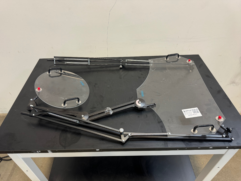 Image of Scienceware Mountable Plexiglass Shields - Quantity 2